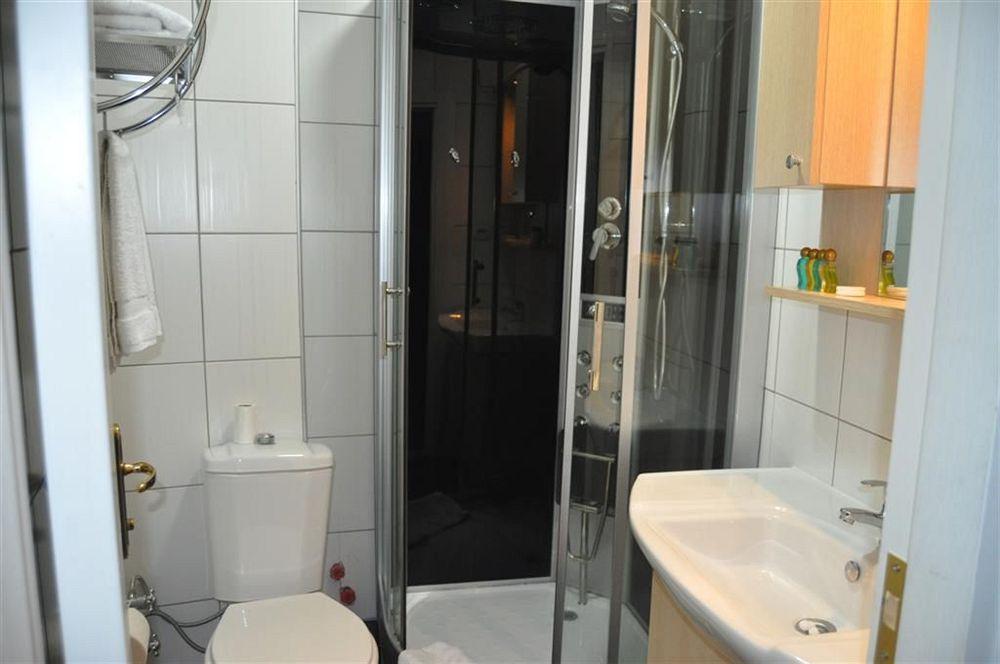 Elite Plus Family Hotel Old City Istanbul Exteriör bild