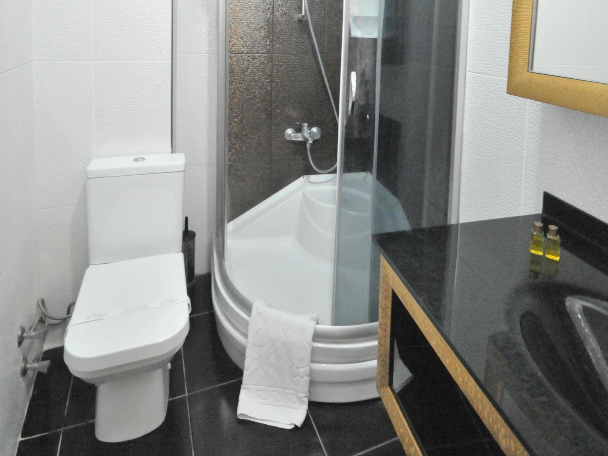 Elite Plus Family Hotel Old City Istanbul Exteriör bild