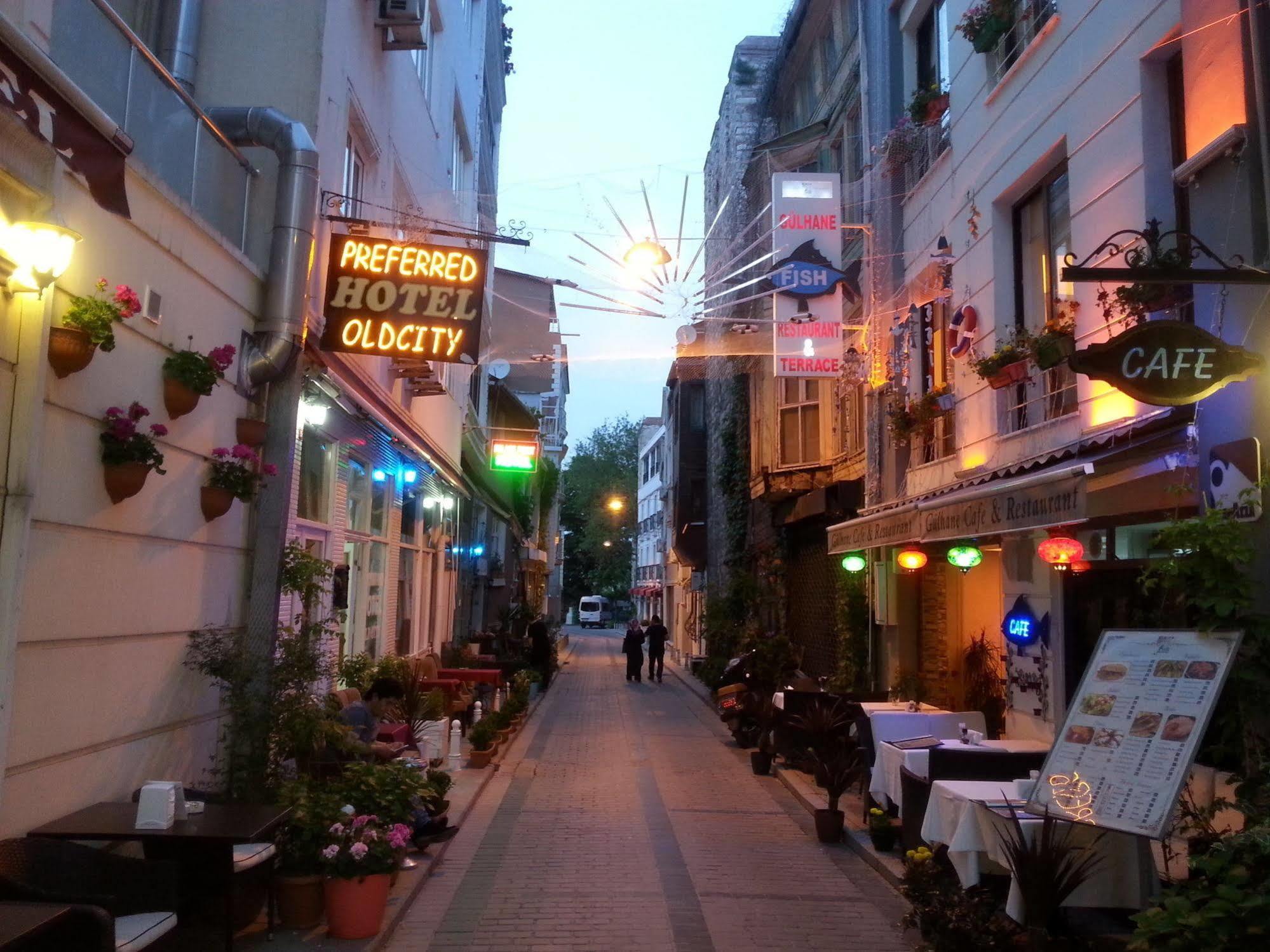 Elite Plus Family Hotel Old City Istanbul Exteriör bild